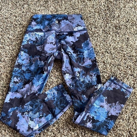 Lululemon Wunder Under Hi-Rise 7/8 Tight *25"
Screen Camo Multi 4 - Picture 5 of 6